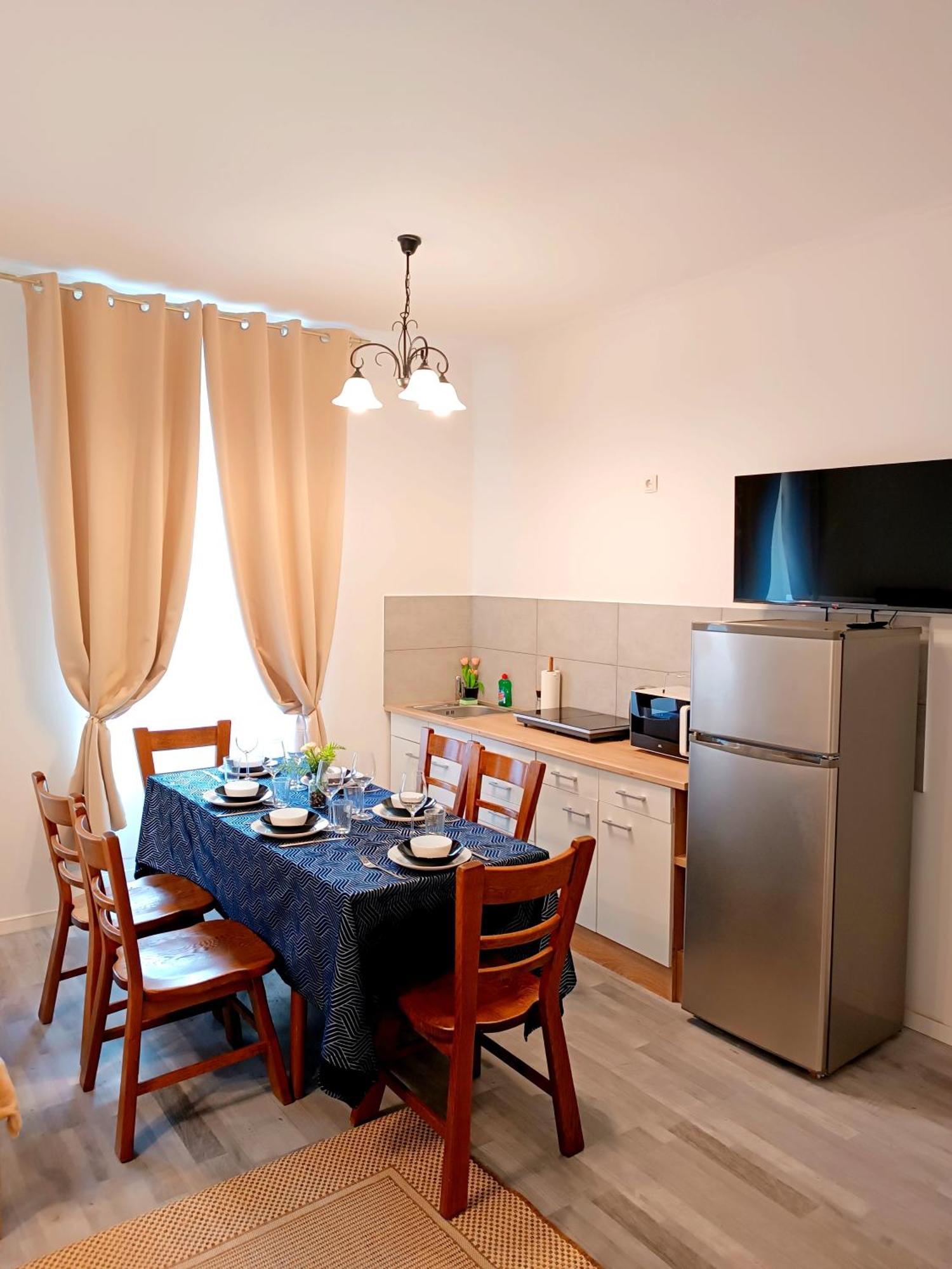 Family Apartments 2 Room'S Muerzzuschlag Kültér fotó